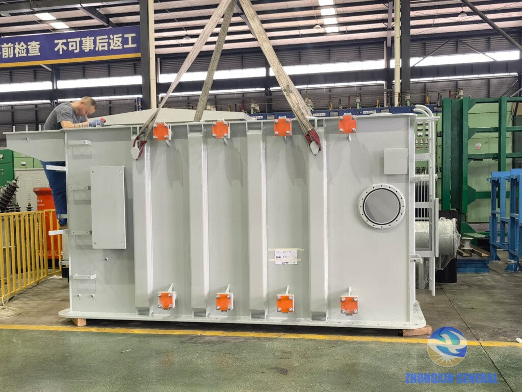 Upper tank section with fittings — 16,000 kVA 35kV OLTC oil-immersed power transformer, Zhongxin General