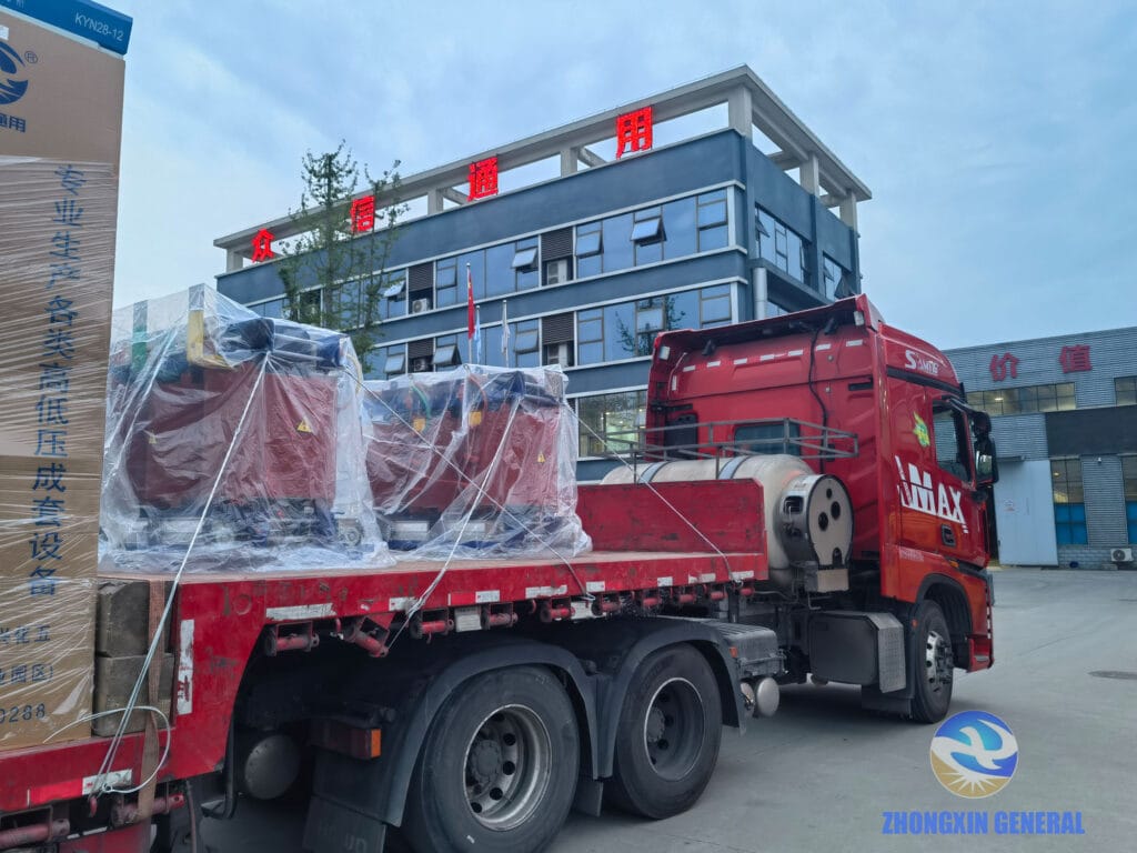 Two SCB18-1600/10.5 dry-type transformers loaded and secured on truck — Zhongxin General Sichuan Ruibai Zigong
