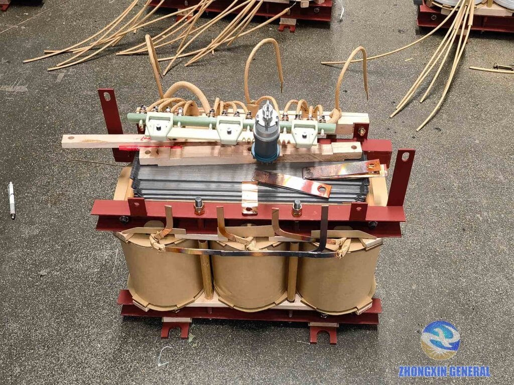 160 kVA oil-immersed transformer lead wire completed and off-circuit tap changer installed — Zhongxin General