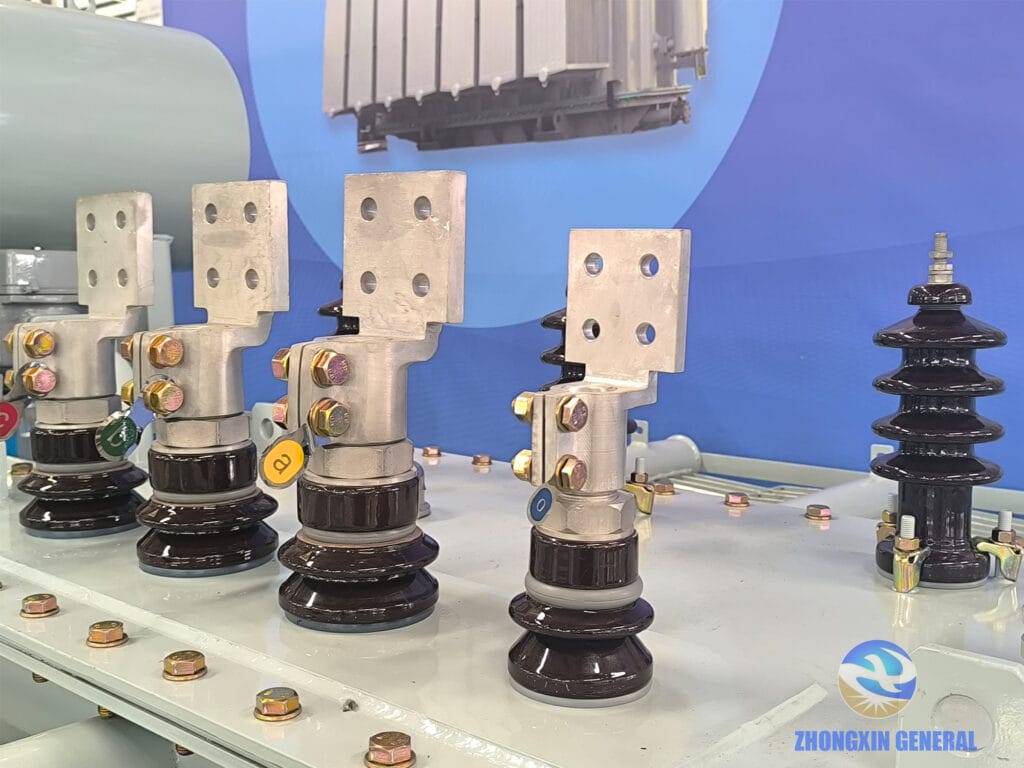 Low-voltage side terminals on 2500 kVA oil-immersed transformer — 400V 3608A LV bushings Zhongxin General