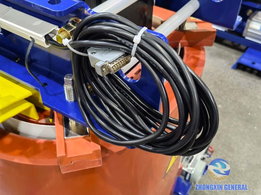 400 kVA dry-type transformer temperature control system data cable close-up — PT100 sensor wiring detail Zhongxin General