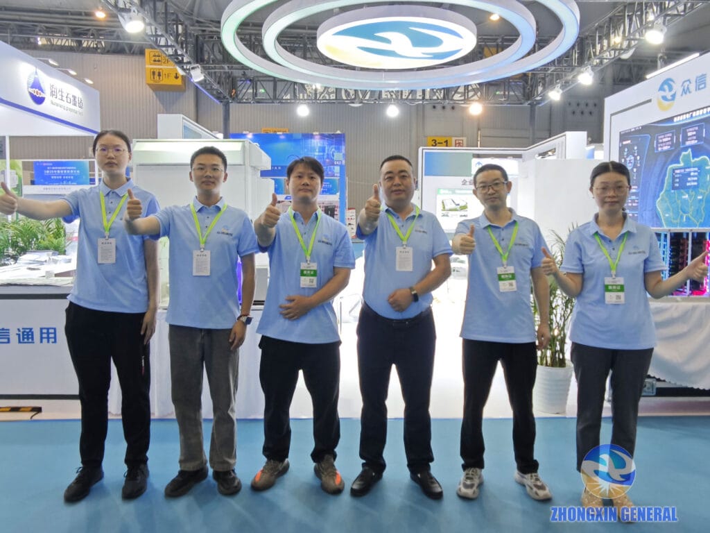 Deputy General Manager Xia Fawan with the marketing team at the booth