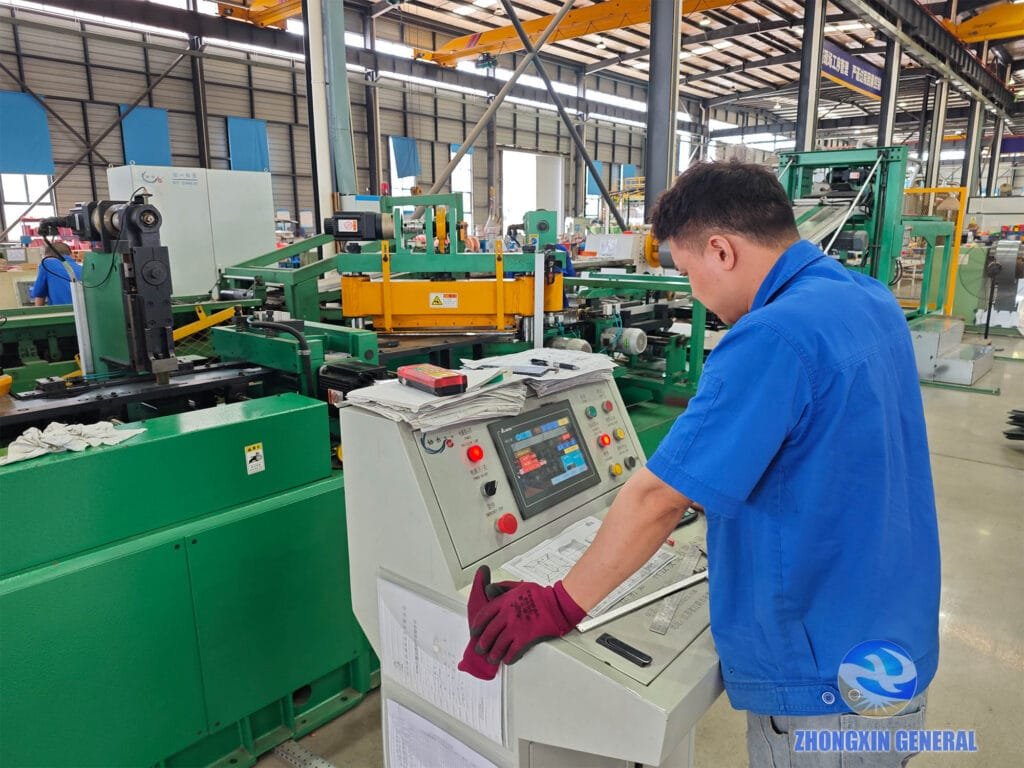 CNC automatic cutting machine shearing silicon steel sheets for transformer core