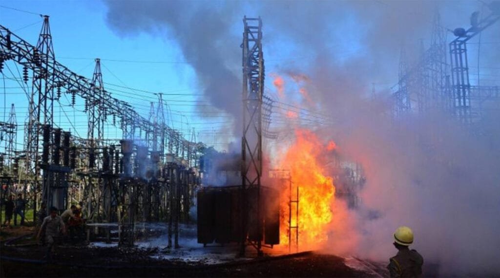 professional fire fighting oil transformer fire accident