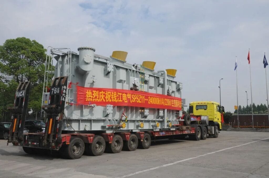 Qiantang River Electric SFSZ11-240000kVA/220kV main transformer leaving the factory