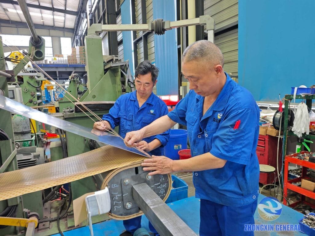 Thin foil winding machine for transformer coil production